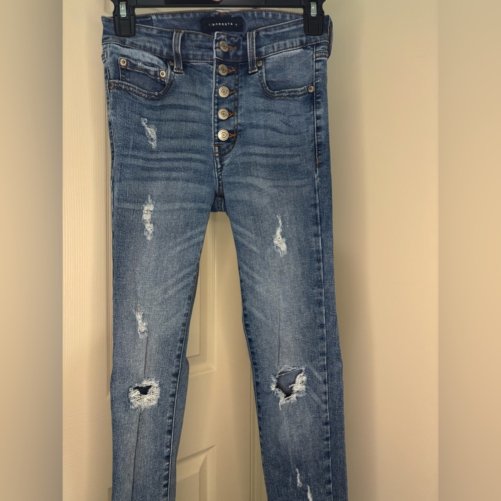 Aeropostale Blue Distressed Ankle Jeans